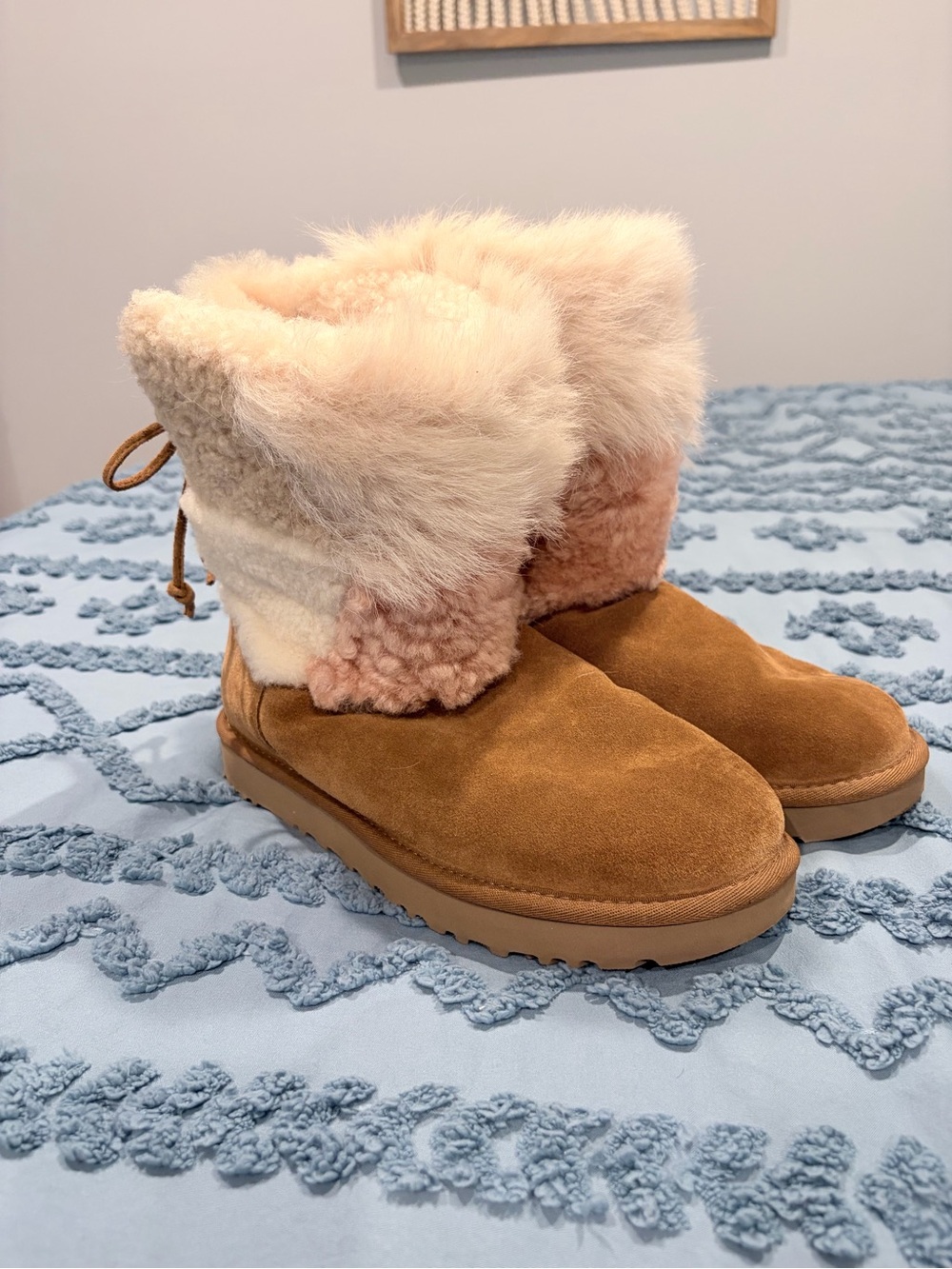 UGG Classic Short Patchwork Fluff Boots Chestnut Shearling Fur Women’s Size 8